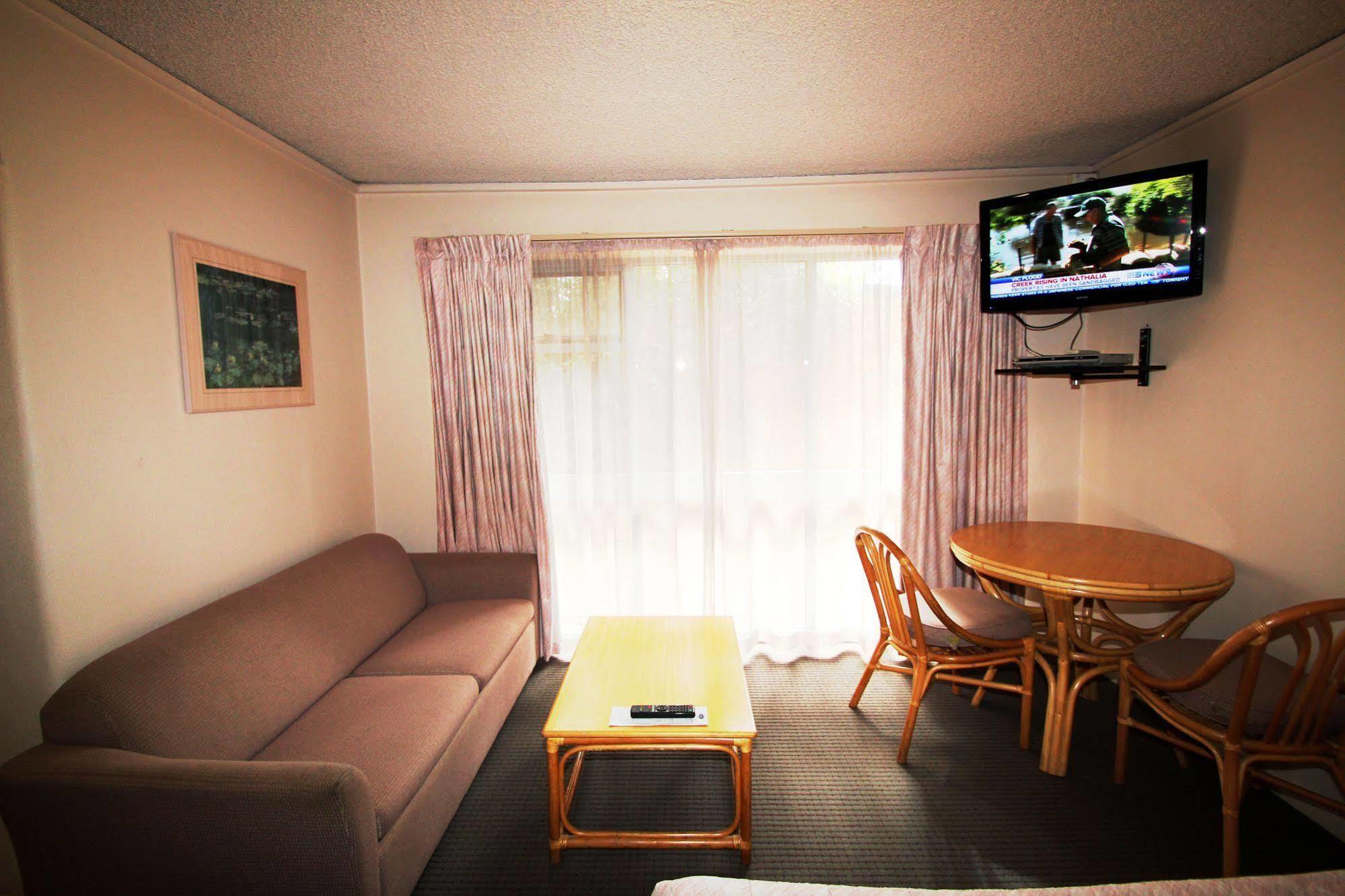 Beaumaris Bay Motel Exterior foto